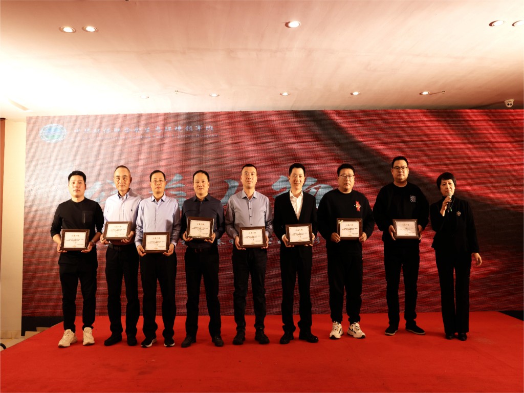 公益人物合影(1) 公益人物合影(1)